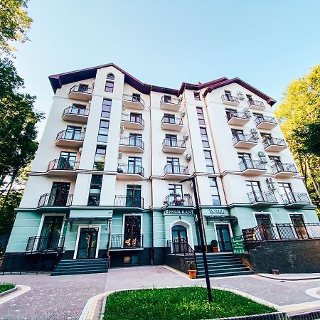 Кайзервальд Карпати Hotell Exteriör bild