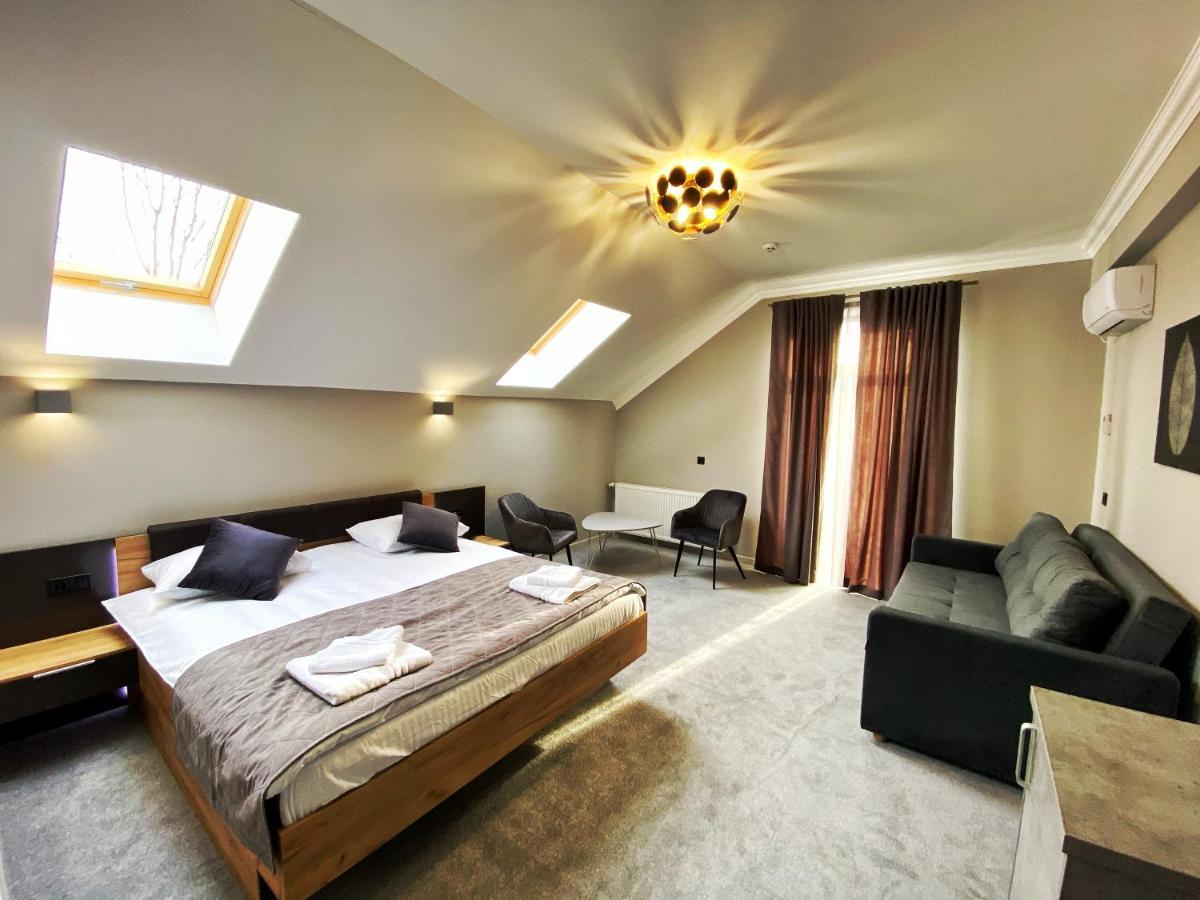 Кайзервальд Карпати Hotell Exteriör bild